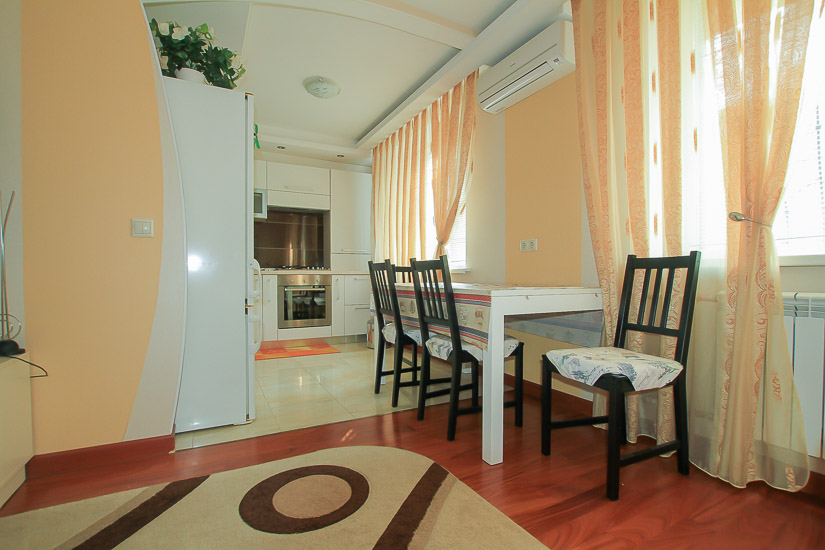 Luxury-apartment-rental-district-Botanica-in-Chisinau-Moldova (12 of 1).jpg